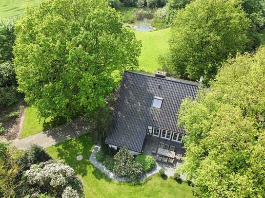 „Idyllisches Landhaus im bunten Indian Summer – Ihr Rückzugsort am Golfplatz“