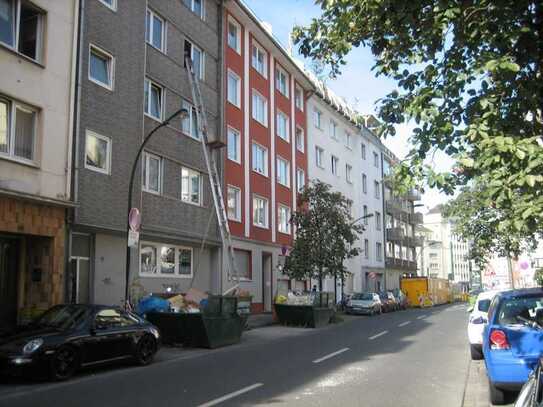 2-Zimmer Wohnung in D´dorf / ruhige Seitenstraße