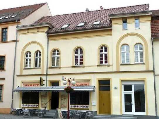 Mehrfamilienhaus, voll vermietet, mitten im Zentrum von Bernau