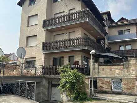 Komplett Renoviert Bezugsfreie 3 ZKBB Wohnung