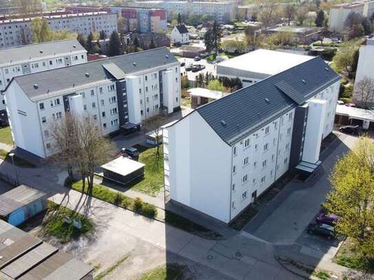 Erstbezug nach Sanierung - barrierearme 2 oder 3-Zi.-Whg. mit Balkon und teilweise mit Aufzug