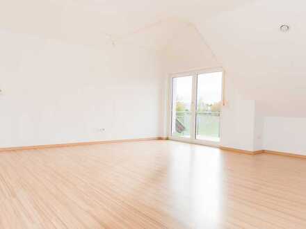 Helle 3 Zimmer Wohnung mit Balkon, EBK und Klimaanlage in Besigheim