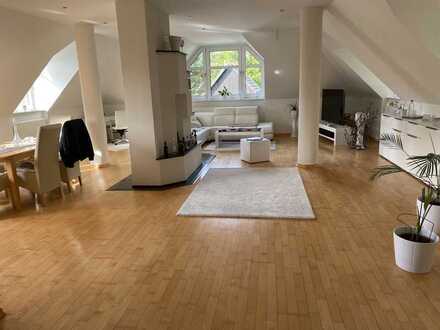119 m² DACHGESCHOSSWOHNUNG 2 ZIMMER FÜR INDIVIDUALISTEN!