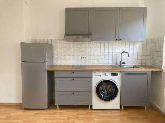 Zentrale Lage: 260 € - 40 m² - 2.0 Zi.