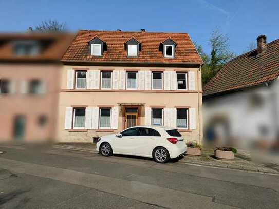 Haus sucht Handwerker | Großes 1-2 Familienhaus mit 7 Zimmer | Nebengebäude u. ca. 770m² Gartenland