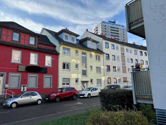 Gepflegte 2 Zimmer-Wohnung mit Balkon und Garage in Kehl Stadtmitte