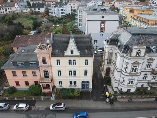 Potenzial Pur-Dachgeschoss zum Selbstausbau in Top-Lage!