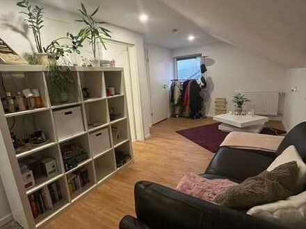 Stilvolle, sanierte 3-Zimmer-Wohnung mit EBK in Rudersberg