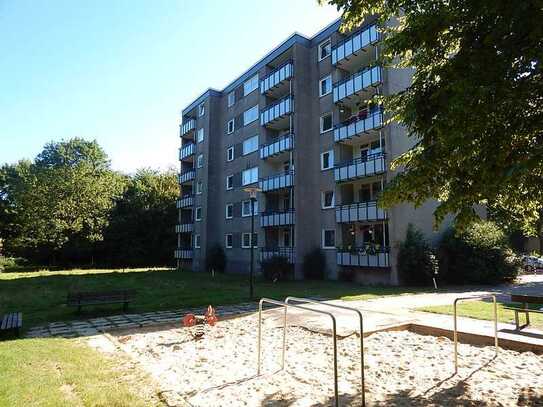 Individuelle 3-Zimmer-Wohnung mit Balkon