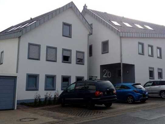 ***2 Zimmer Wohnung im gepflegtem Mehrfamilienhaus***