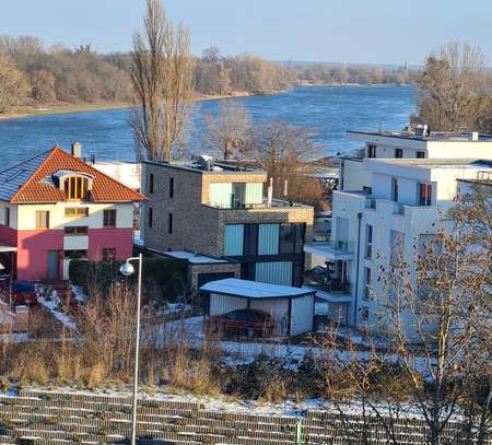 Erstbezug mit Elbblick! 115 m², großer Balkon, Keller, Fahrradgarage..........