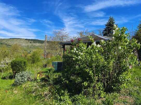 Naturnahes Gartengrundstück über den Fuchslöchern