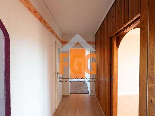 Sehr günstige gepflegte3-R-Wohnung mit Balkon - für Anpacker und Selbermacher
