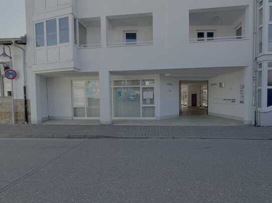 Top Gewerbefläche im Herzen von Sinsheim Hervorragende Sichtbarkeit & Ideale Parkmöglichkeiten