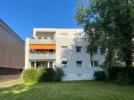Kapitalanlage! Moderne 2 Zimmer- Wohnung mit Außenstellplatz in Wellingsbüttel