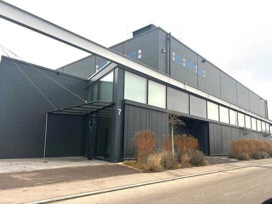 Gepflegte Büroetage mit 3 Büroräumen in Gewerbelage von Langenau