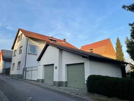 Schönes vermietetes 3 Familienhaus in ruhiger Wohnlage mit Potential (ausbaufähige Scheune)