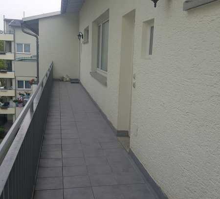 Privatverkauf: Vermietete 2-Zimmer-Wohnung mit Balkon in Hanau-Wolfgang