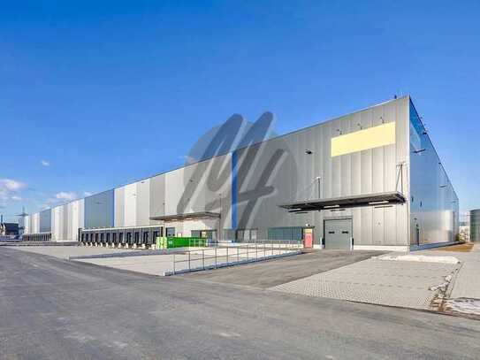 NEUBAU / ERSTBEZUG ✓ RAMPE + EBEN ✓ Lager-/Logistik (28.500 m²) & Büro-/Sozial (1.500 m²)