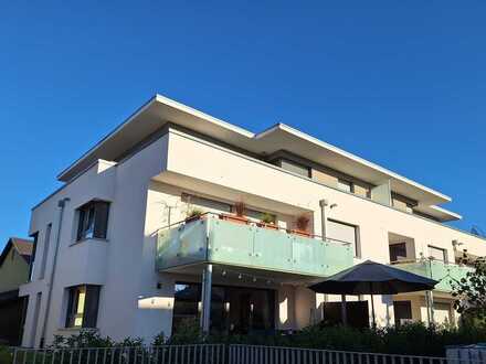 Exklusive Penthouse-Wohnung mit EBK und Dachterrasse in Ingersheim