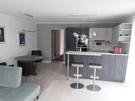 Schick möblierte 3 Zimmer Wohnung für Päarchen oder Alleinstehende!