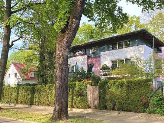 Nur 300m zum Wasser: gepflegte Wohnung mit Dachterrasse & Stellplatz