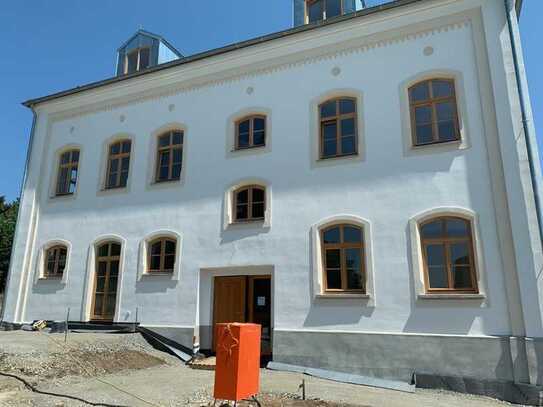 Moderne 2-Zimmer-Wohnung in traditionsreichem Gebäude