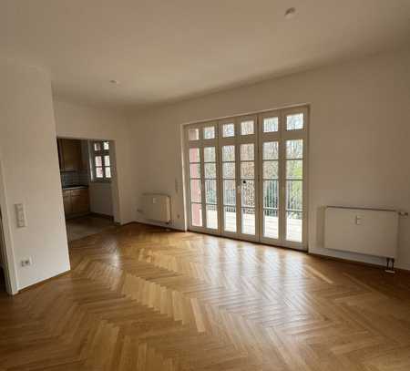 Wunderschöne und lichtdruchflutete Wohnung im nordwesten von Frankfurt