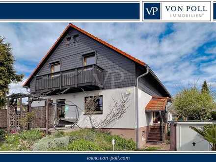 Attraktive Doppelhaushälfte in Südlage - vier Zimmer, Terrasse, Garten in Französisch Buchholz