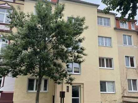 2-Raum-Wohnung im Erdgeschoss mit Loggia zu vermieten