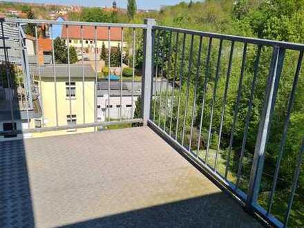 3-Zimmer-Dachgeschosswohnung mit BALKON