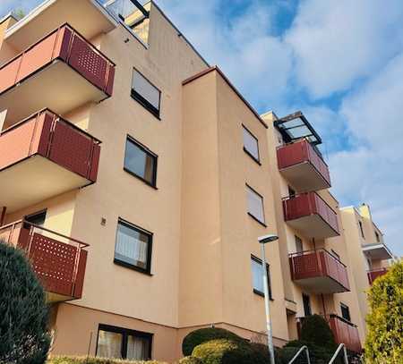 Familienfreundliche 3 Zimmer Wohnung mit 2 Balkonen und Garage