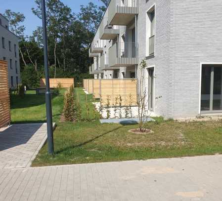 2-Zimmer-Mietwohnung, 50 m², 1.OG, EBK, Balkon, Fahrstuhl, Tiefgarage, Kladow