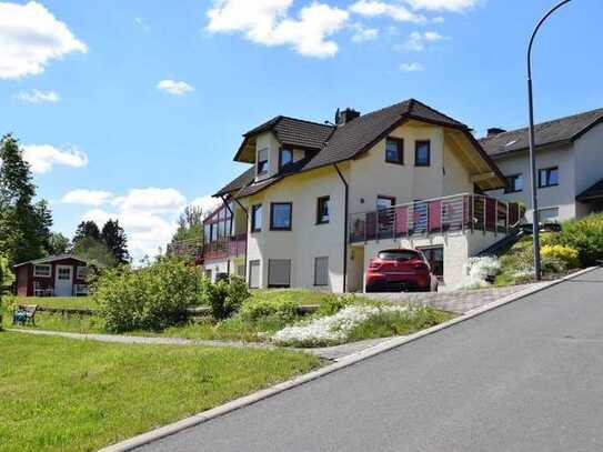 Traumhaus am Sonnenhang mit Wellnessbereich und Wintergarten