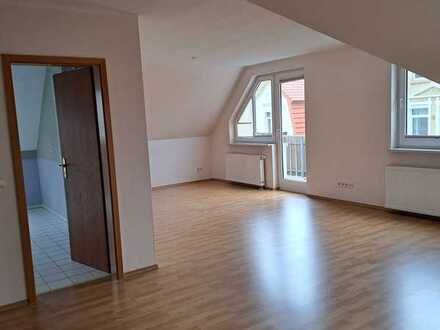 Großzügige 3-Zimmer-DG-Wohnung mit Balkon in Blankenburg