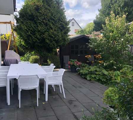 5-Raum-Doppelhaus mit Garten, Keller, Dachboden und eigener Zufahrt mit Carport in Osnabrück Hellern