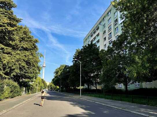 Ruhig, zentral und voll möbliert – 3-Zimmer-Wohnung im Herzen Berlins