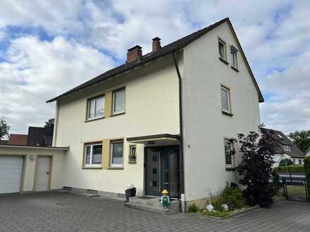 Zweifamilienhaus mit großen Garten
