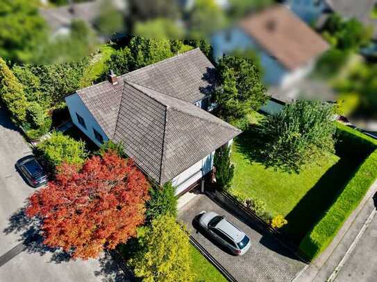 Lichtdurchflutetes freistehendes Einfamilienhaus in hervorragender Wohnlage, bahnhofsnah