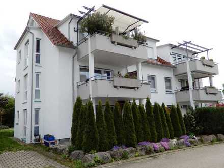 Gepflegte Erdgeschosswohnung mit Terrasse, TG und Stellplatz