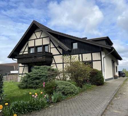 Einfamilienhaus im Landhausstil in Top Lage In Leverkusen-Bergisch Neukirchen