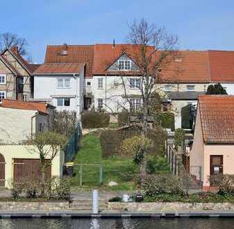 PREISSENKUNG FREIES Wohnhaus und Baugrundstück direkt an der Eldepromenade