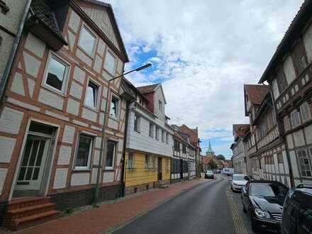 Mehrfamilienhaus ( 4 Wohnungen ) in Helmstedt zu Verkaufen