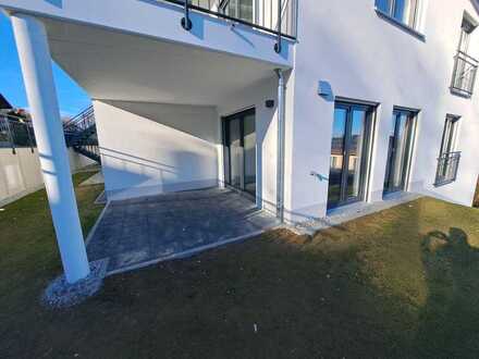 Lichtdurchflutete Neubauwohnung mit Terrasse