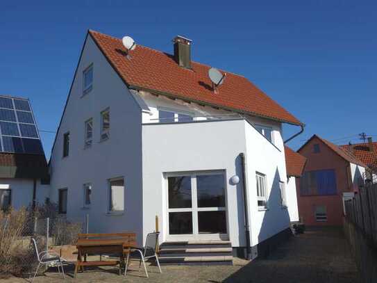 2 Familienhaus in TOP Lage mit zusätzlicher Einliegerwohnung