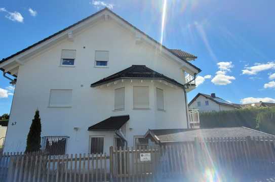 Moderne 2.0-Zimmer Wohnung in Attendorn mit Parkplatz, eigener Terrasse und Gartenhaus