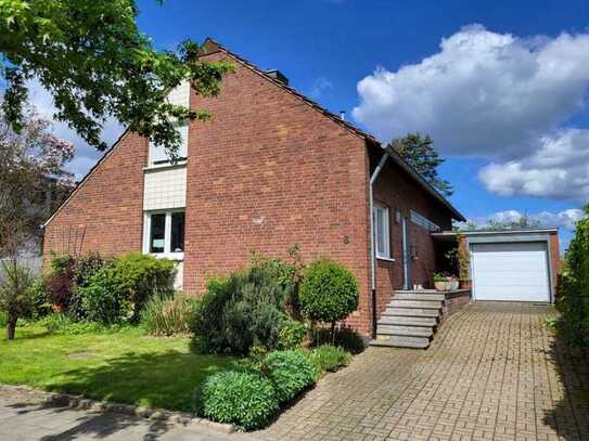 Freistehendes Einfamilienhaus mit viel Platz in Meerbusch-Büderich