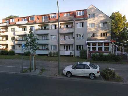 Lage! 3-Zimmerwhg. f. kl. Familie od. Kapitalanleg. bezugsfrei, Sonnenbalkon, grüner Innenhof