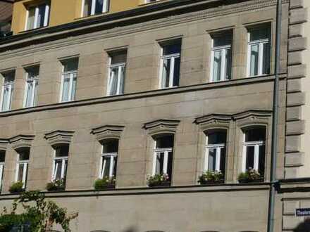 Wunderschöne, geräumige drei Zimmer Wohnung in Fürth, Altstadt, Innenstadt