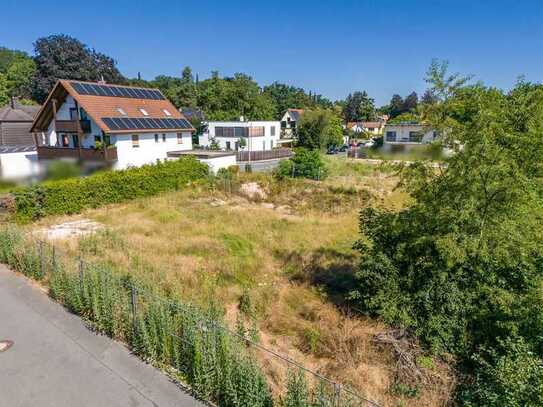 Sonniges und erschlossenes Baugrundstück ohne Altbestand, in Fürth Dambach